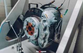 一個(gè)自我封閉的世界級(jí)剎車制造商,英國(guó)Alcon剎車